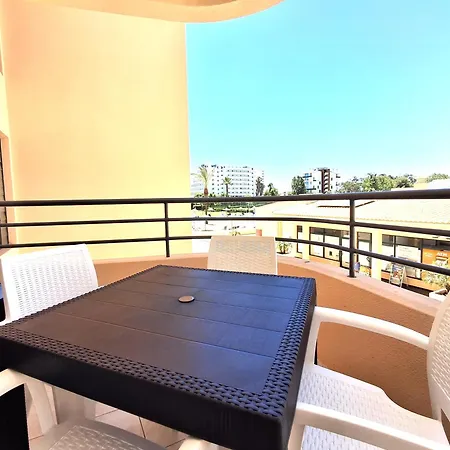 Paraiso Sol Rocha Beach Apartment 1 Apartment *