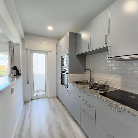 Paraiso Sol Rocha Beach Apartment 1 *